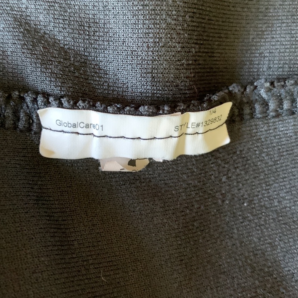 Men’s Under Armor Golf Sweatshirt - Picture 5 of 7